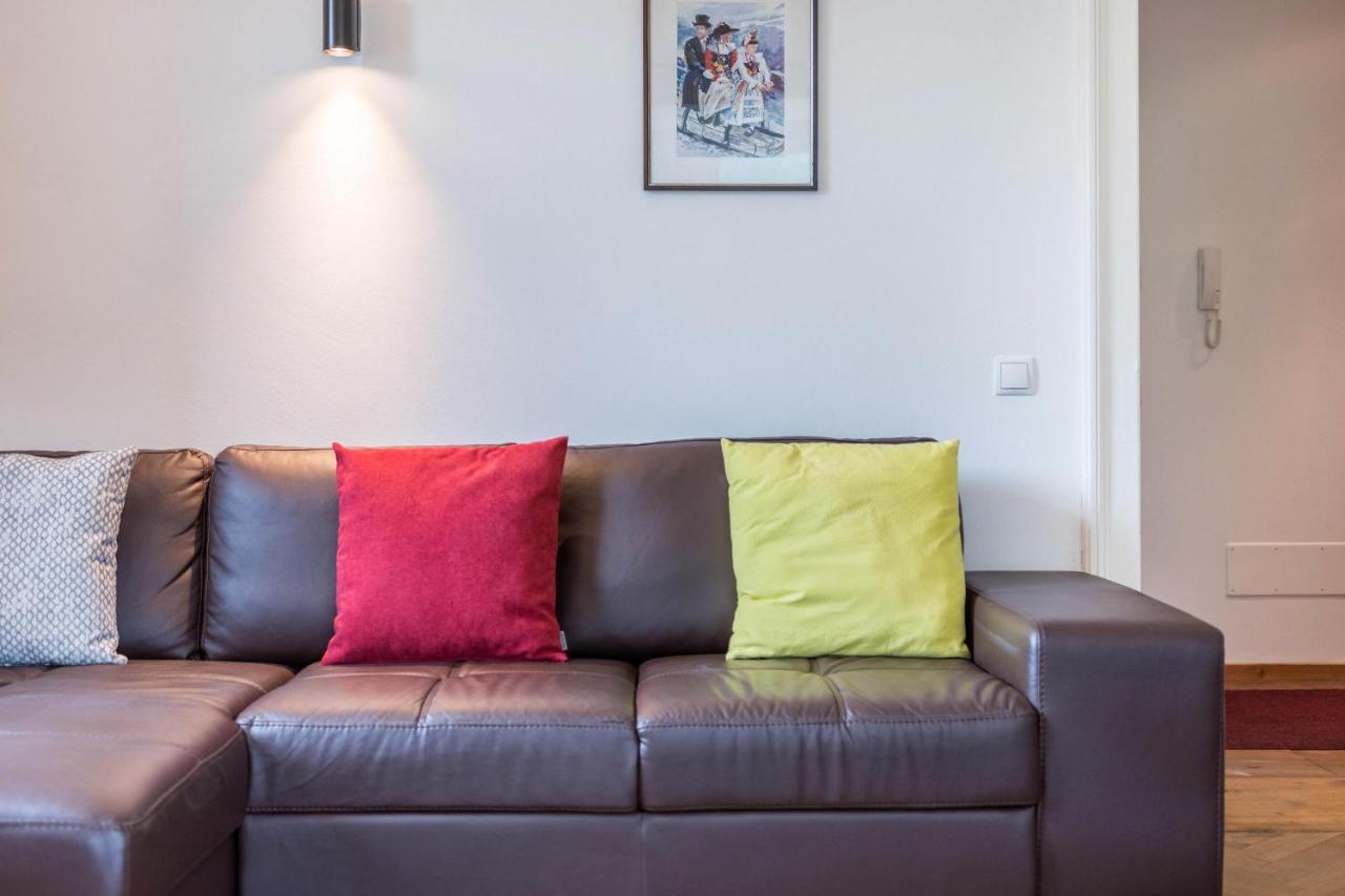 אורטיסיי Villa Martiner Apartments Francesco מראה חיצוני תמונה