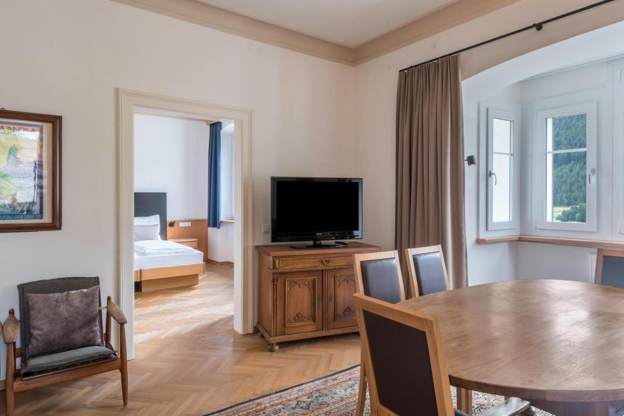 אורטיסיי Villa Martiner Apartments Francesco מראה חיצוני תמונה
