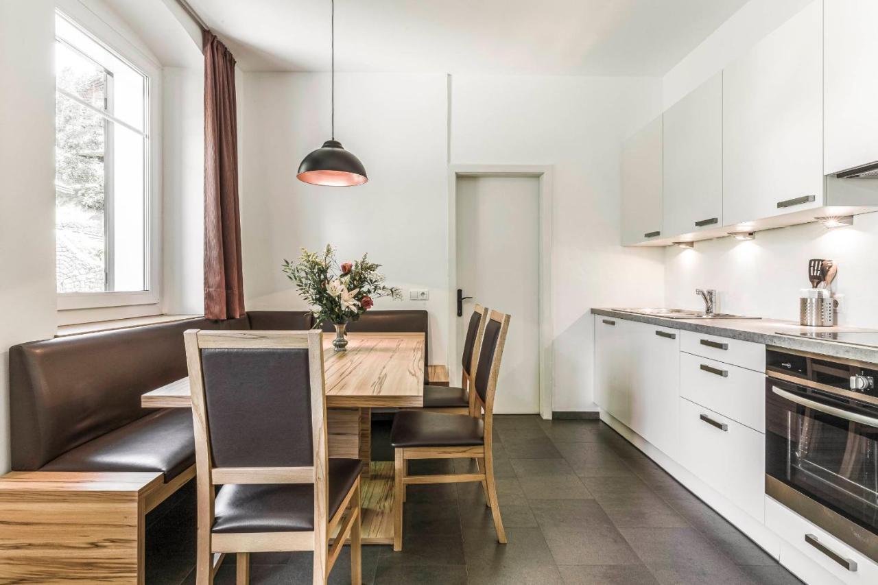 אורטיסיי Villa Martiner Apartments Francesco מראה חיצוני תמונה