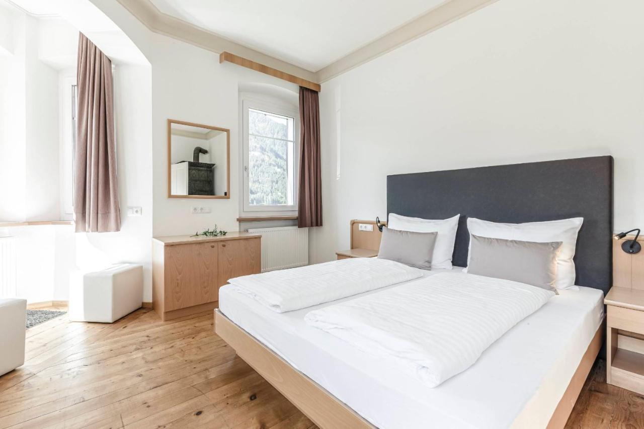 אורטיסיי Villa Martiner Apartments Francesco מראה חיצוני תמונה