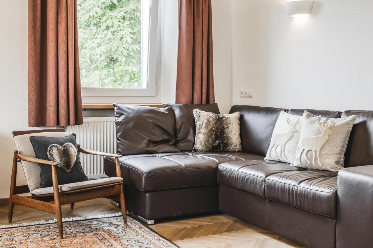 אורטיסיי Villa Martiner Apartments Francesco מראה חיצוני תמונה